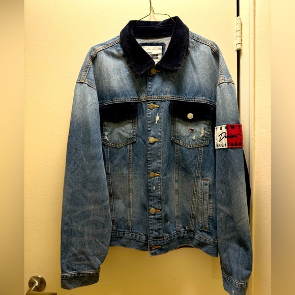 Brand new Tommy Hilfiger Vintage Style Denim Jacket size XL - Picture 2 of 5